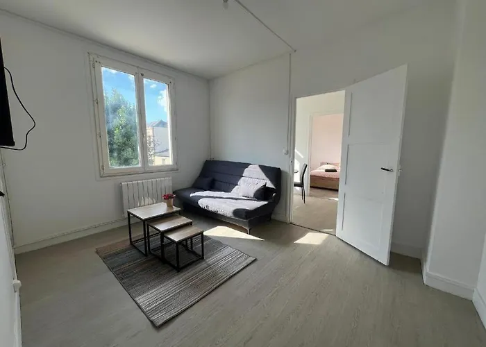 Le Robespierre روان